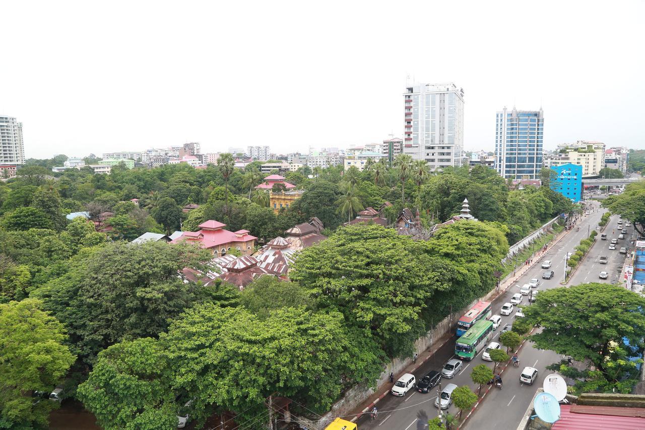 Hotel Vista Yangon Extérieur photo